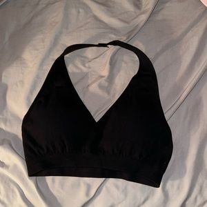 Aurola Halter Sports Bra